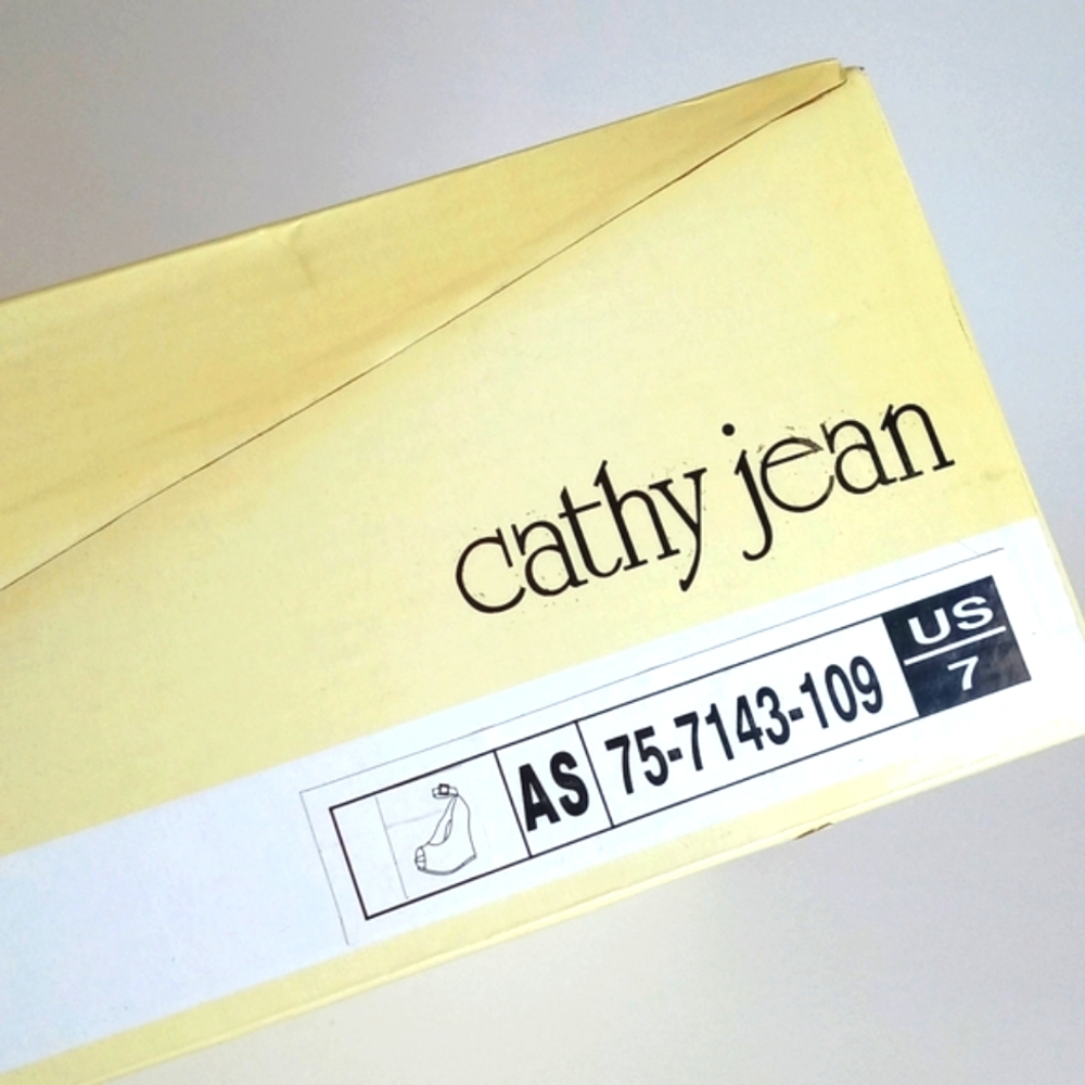 Cathy Jean Women’s Tan Suede Peep-Toe Wedge Heels with Ankle Strap 7 - Picture 13 of 15